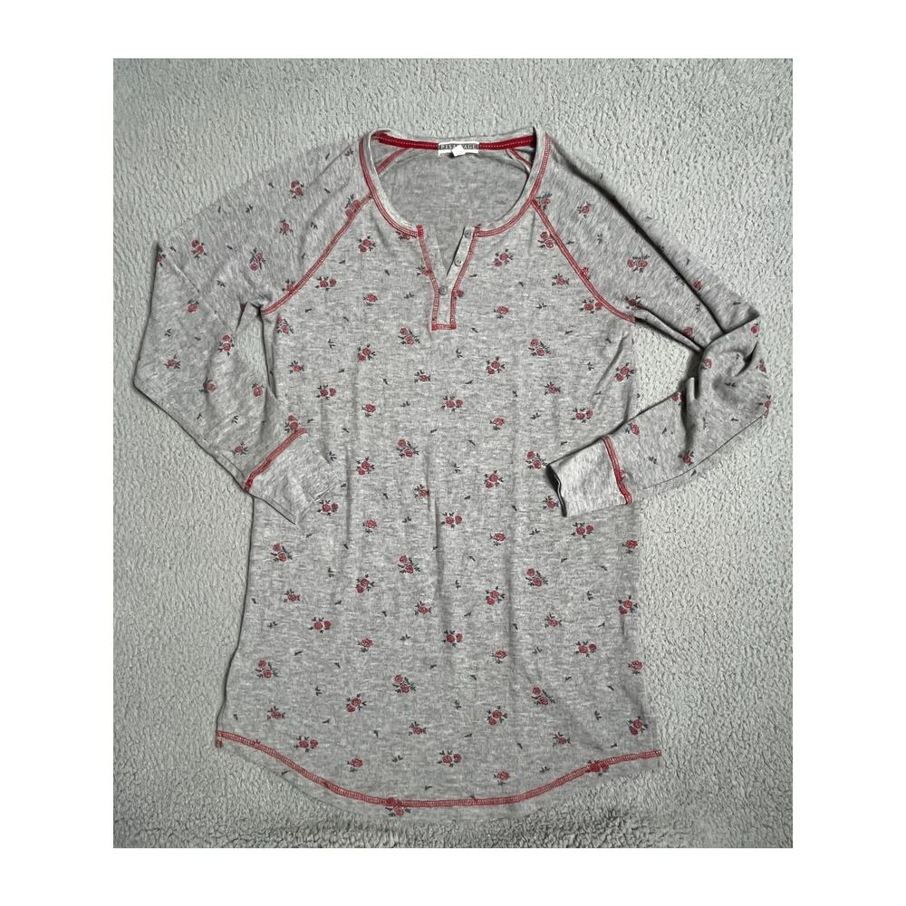 P.J. Salvage Pajama Top Small Long Sleeve Floral Rose VNeck Gray Red Light Shirt